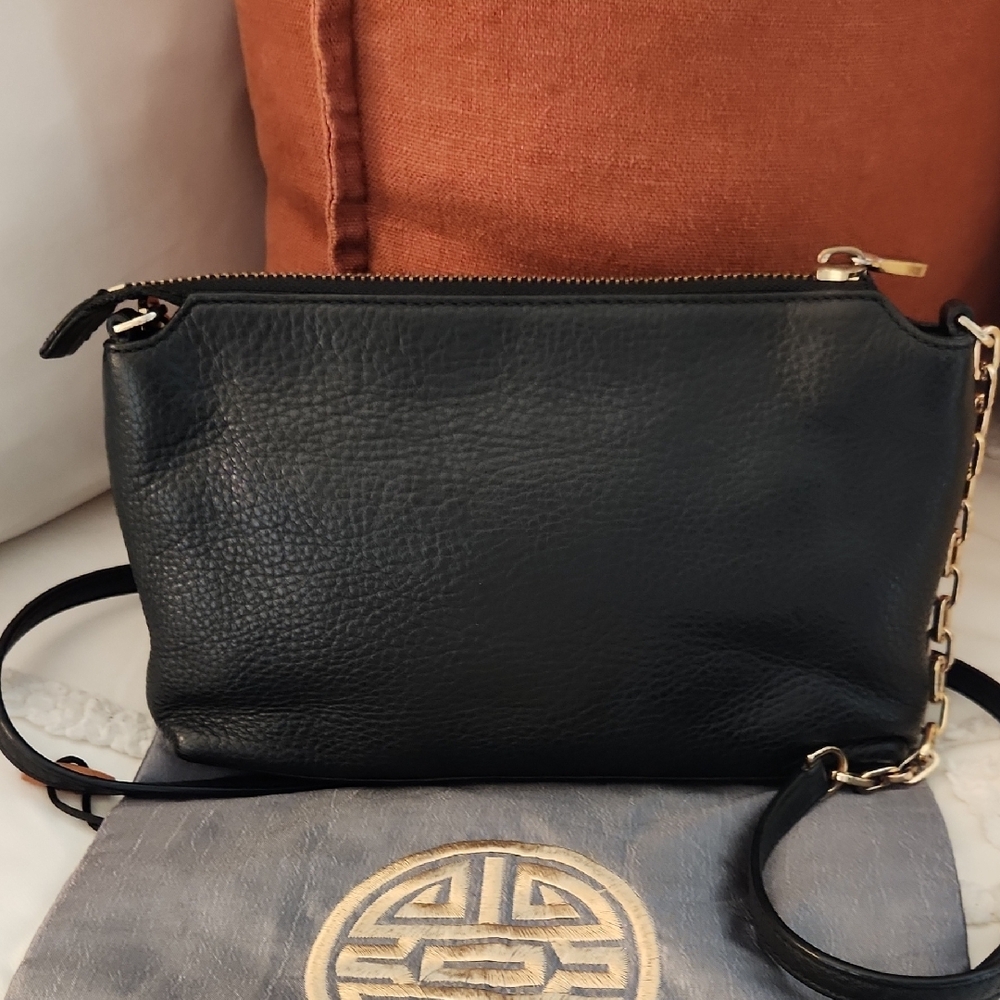 Tory Burch Bombe Leather Crossbody - Picture 2 of 11